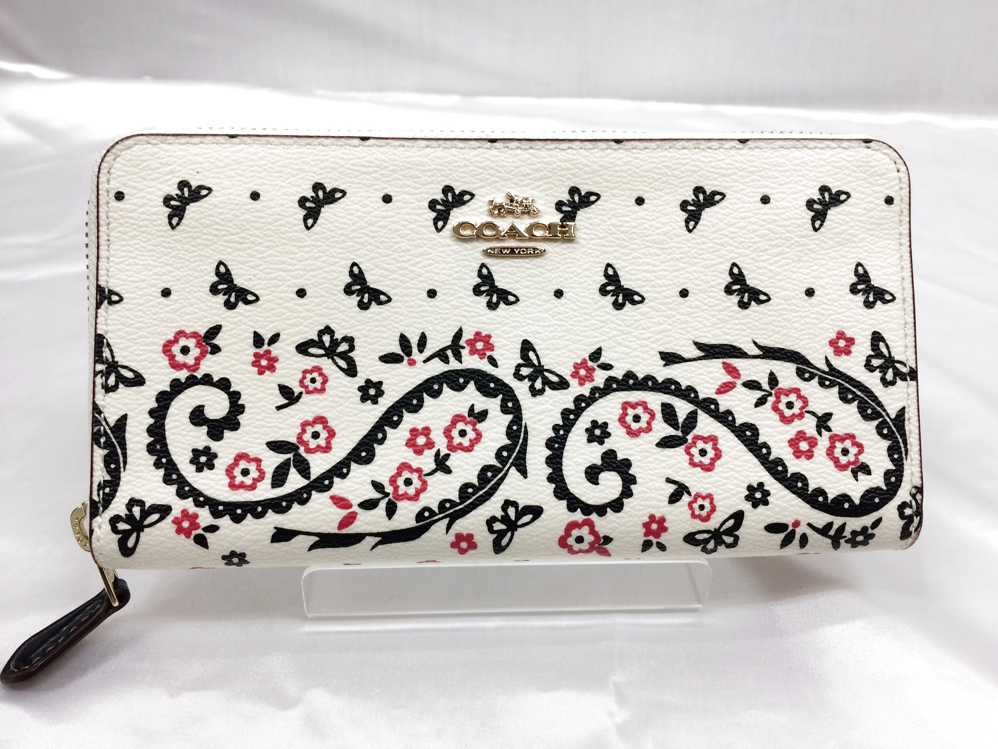 COACH コーチ F59063 蝶柄 ラウンドファスナー 長財布  ブラック